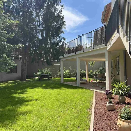 Le Jardin Du Dolaizon Bed and breakfast