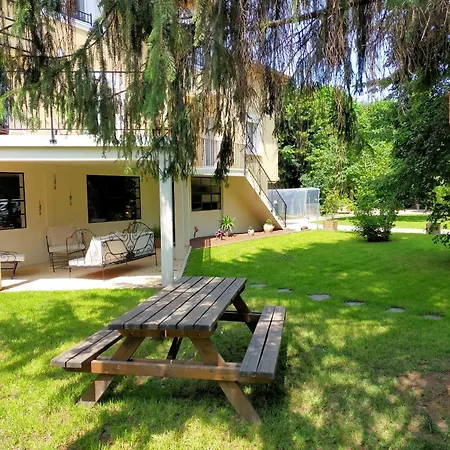 Le Jardin Du Dolaizon Bed and breakfast