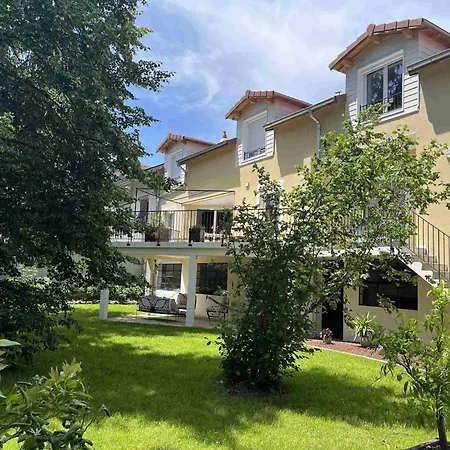 Nocleg ze śniadaniem Le Jardin Du Dolaizon 3*